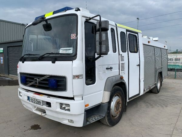 2002 Volvo FL6 Fire Engine