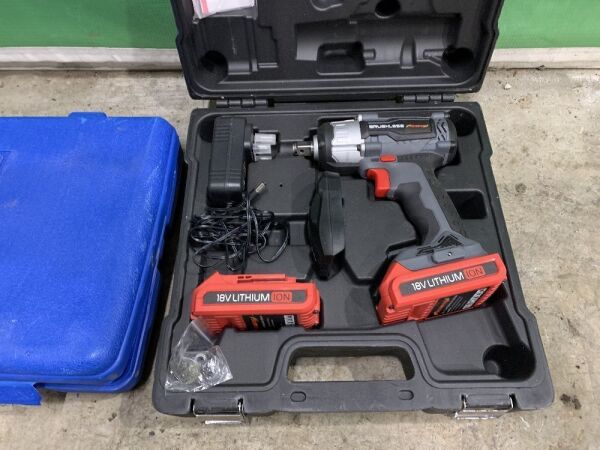 Neilsen Cordless Impact Wrench c/w 2x Battries & Charger