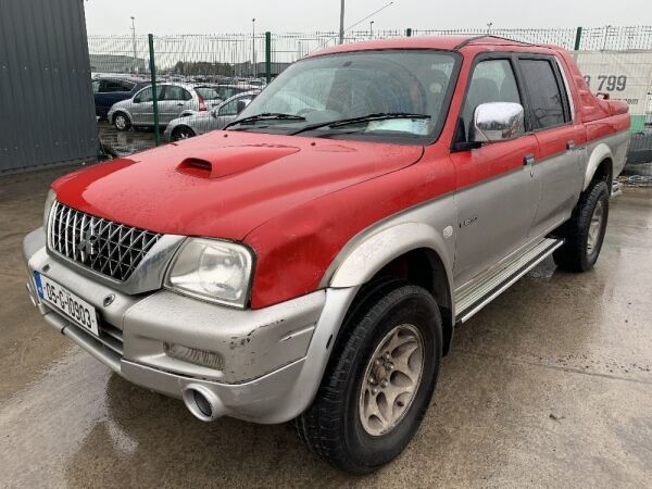 2005 Mitsubishi L200 D/cab TD 4life 4WD Pickup