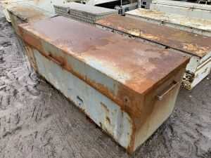 UNRESERVED Truck Mounted Job Box