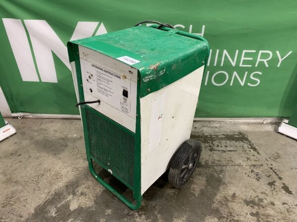 UNRESERVED Dehumidifier