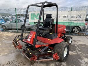 UNRESERVED Toro Reelmaster 5400-D 5 Gang Diesel Mower