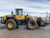 UNRESERVED 2005 Komatsu WA320-5H Agri Loader - 6