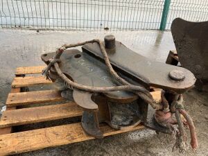 UNRESERVED Quick Hitch To Suit Hitachi EX-60 6T Excavator