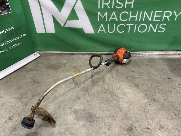 UNRESERVED 2015 Husqvarna 128C Petrol Strimmer