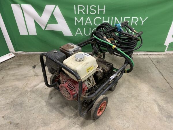 UNRESERVED Honda GX390 Portable Heavy Duty Petrol Power Washer