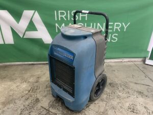 UNRESERVED Drieaz F430 110v Dehumidifier