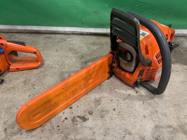 UNRESERVED Husqvarana 236 Petrol Chainsaw