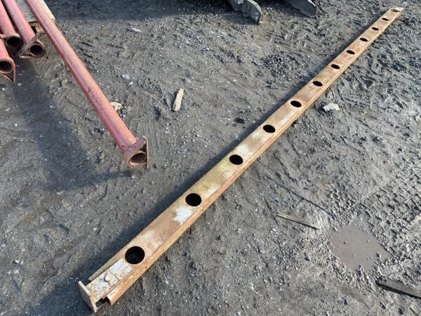 UNRESERVED Easyfix Bottom Feed Rail