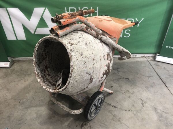 UNRESERVED Belle 110v Cement Mixer