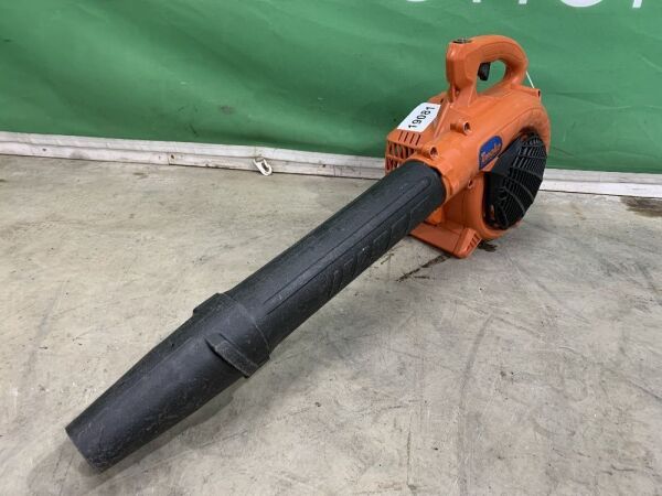 Tanak Leaf Blower