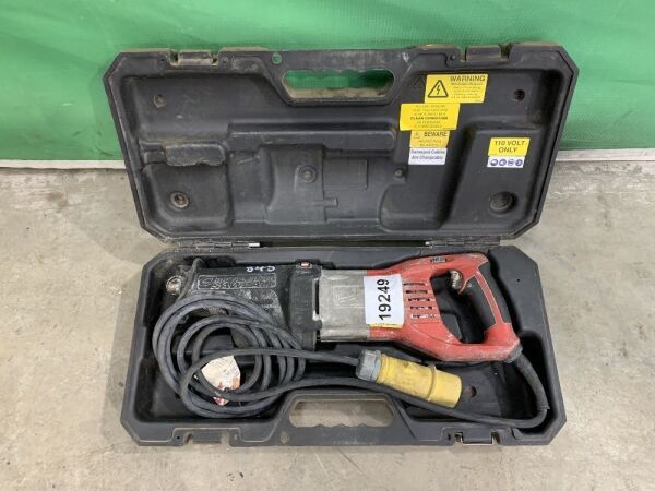 UNRESERVED Milwaukee Saw