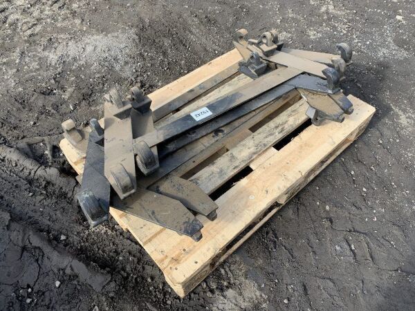 UNRESERVED Pallet 6x of Black Euro Brackets