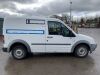 UNRESERVED 2005 Ford Transit T200 Van - 6