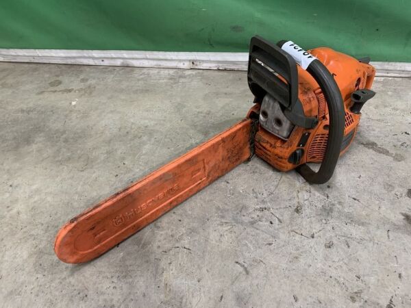 UNRESERVED Husqvarna 135 Petrol Chainsaw