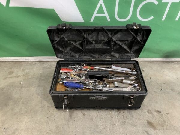 UNRESERVED Stanley Toolbox c/w Contents (T5)