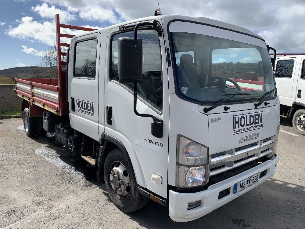 Isuzu npr 75ll