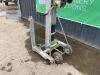 UNRESERVED Sumnar SLA-2010 Material Lift - 3