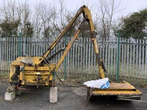 UNRESERVED 1998 Twose Q-580RI Hedgecutter