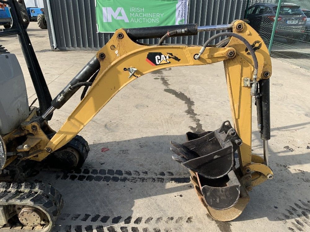 cat mini excavator 300.9d bucket teeth