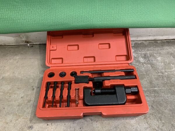Chain Breaker & Riveting Tool