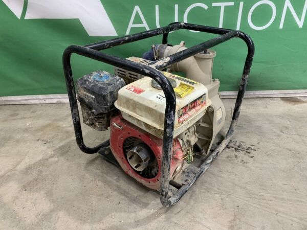 UNRESERVED Neilsen 3" Petrol Pump