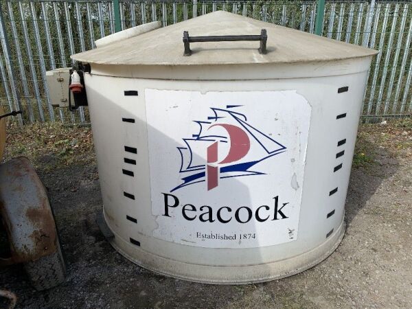 UNRESERVED Peacock Circular Tank