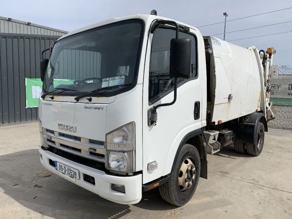 2009 Isuzu NQR70 Easyshift Refuse Collector