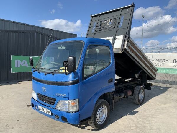 UNRESERVED 2005 Toyota Dyna 100SC Single Cab Tipper