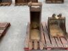 UNRESERVED Hand 1ft Digging Bucket (50mm Pins) - 2