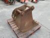 UNRESERVED Hand 1ft Digging Bucket (50mm Pins) - 4