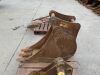 UNRESERVED Hand 1ft Digging Bucket (50mm Pins) - 7
