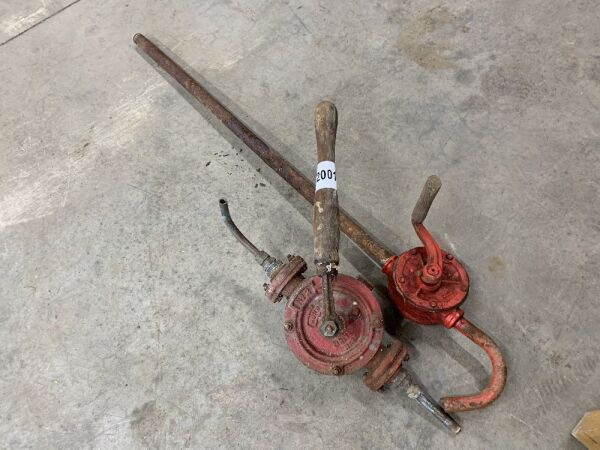 UNRESERVED 2x Barrell Pumps