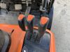 UNRESERVED 2017 Doosan DG25GP 2.5T Diesel Forklift - 25