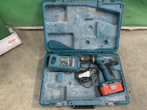 UNRESERVED Makita Cordless Drill c/w Battery & Charger