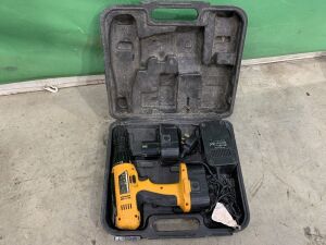 UNRESERVED JCB Cordless Drill c/w 2 x Batteries & Charger