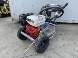 UNRESERVED Unused Honda Petrol Powerwasher c/w Hose & Lance