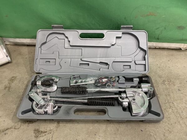 UNRESERVED Pipe Bending Kit