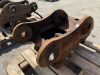 UNRESERVED 3 x Hydraulic Quick Hitches - 10