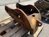 UNRESERVED 3 x Hydraulic Quick Hitches - 11