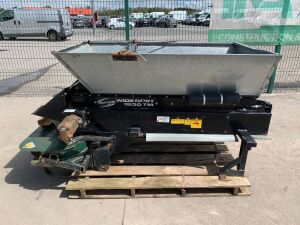 Turfco Widespin 1530TM Demountable Sand Spreader/Top Dresser