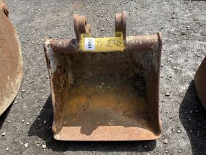 Approx 2ft Digging Bucket - 45mm Pins