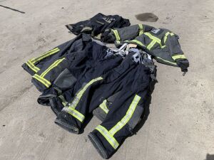 UNRESERVED Selection of Fire Fighter Clothing to Include: