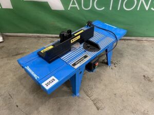 UNRESERVED Silverline Router Table & Protractor