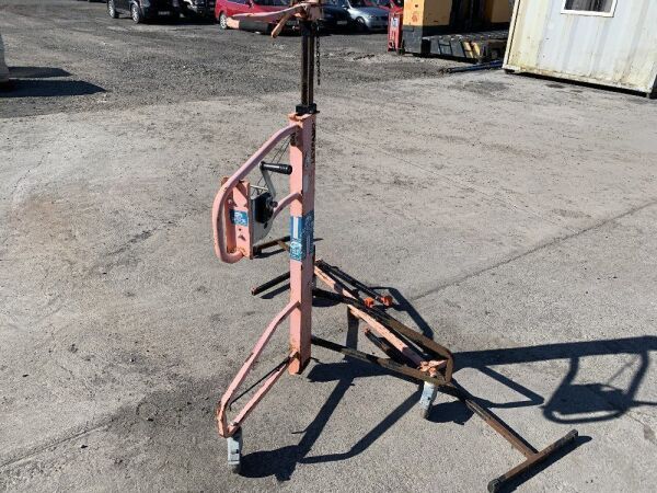 UNRESERVED 2016 Plasterboard Lifter