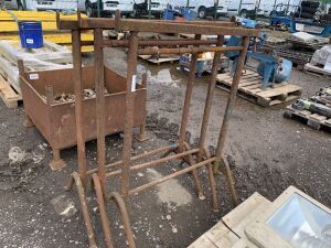 UNRESERVED 3 x Tressell Stands