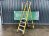 UNRESERVED 5 Step Podium Ladder