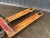 UNRESERVED 2.5T Pallet Truck - 3