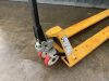 UNRESERVED 2T Pallet Truck - 2