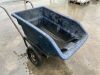 UNRESERVED Tipping Wheelbarrow - 5